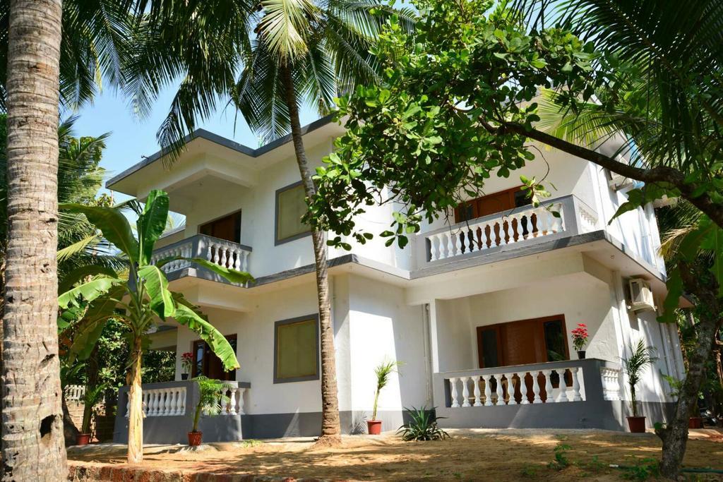 Palm Shades Spring Hotel Benaulim Exterior photo