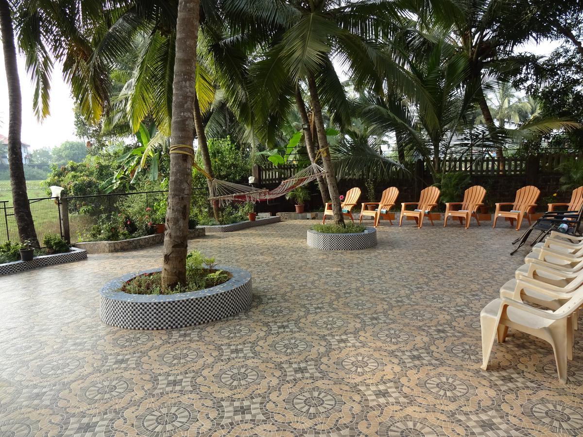 Palm Shades Spring Hotel Benaulim Exterior photo