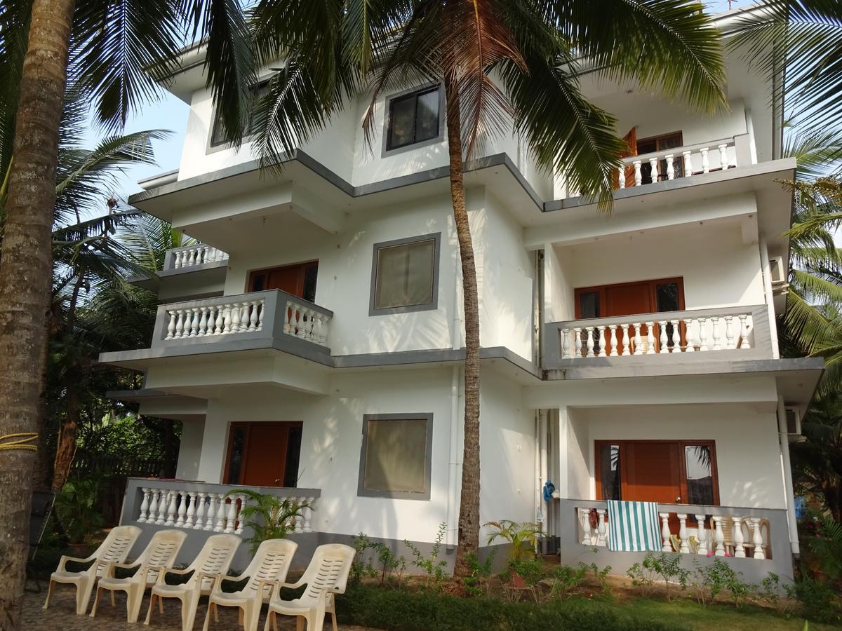 Palm Shades Spring Hotel Benaulim Exterior photo